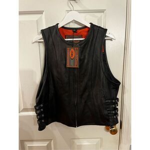 First Classics Ladies Multi Strap Zip Up Leather Motorcycle Vest sz XL NWT